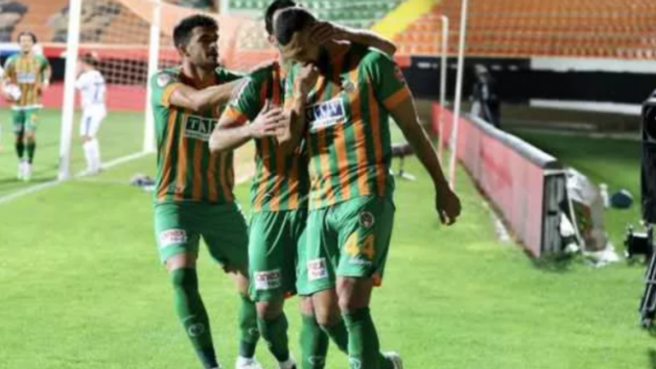 Alanyaspor, Türkiye Kupası'nda çeyrek finalde!