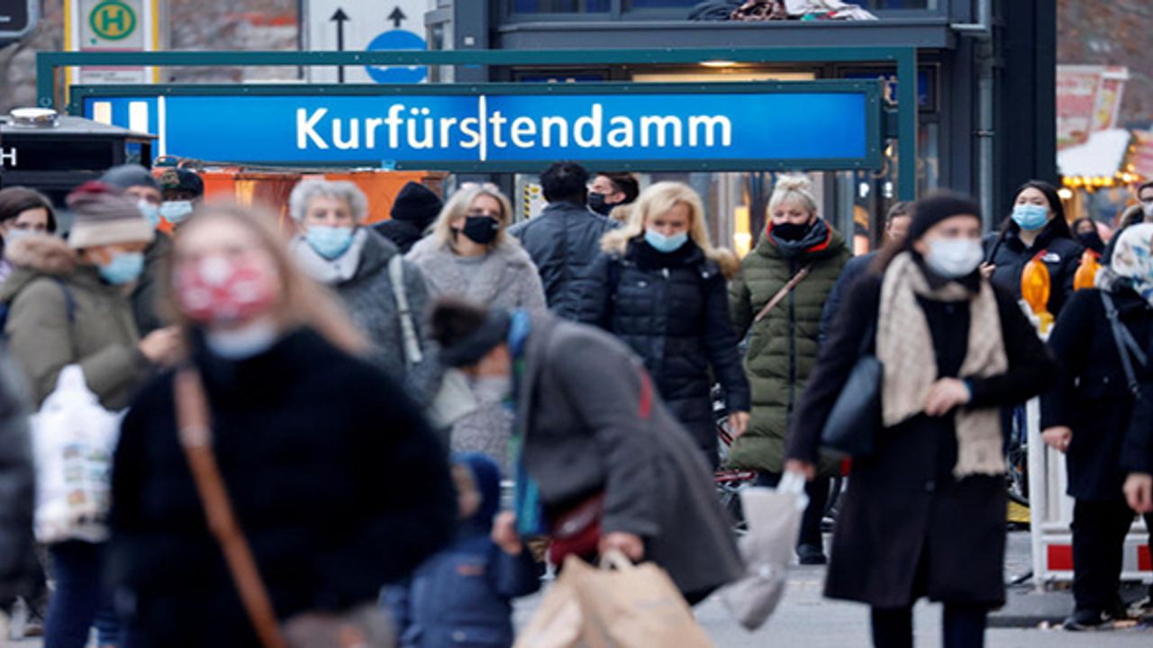 Almanya’da son 24 saatte 1013 kişi Kovid-19'dan hayatını kaybetti