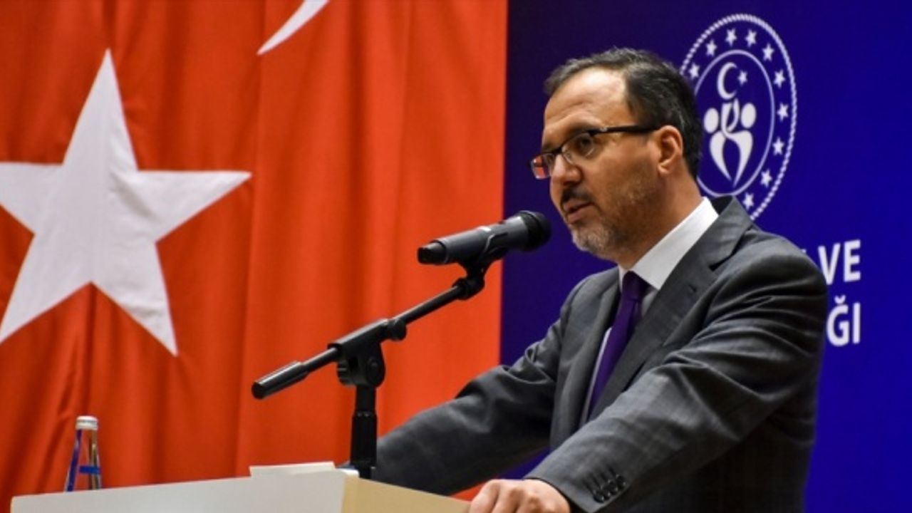 Bakan Kasapoğlu, Şırnak'ta Gençlik ve Spor Yatırımları Protokol Töreni'ne katıldı