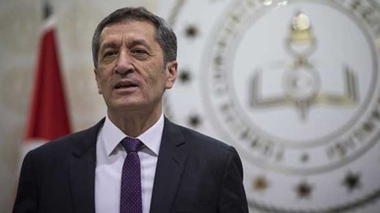 Bakan Selçuk duyurdu: Uzaktan eğitimde yeni adım!