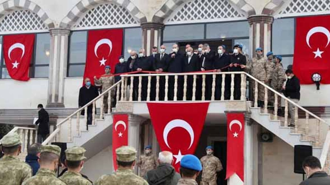 Bakan Soylu komando okulunda cami açılışı yaptı!