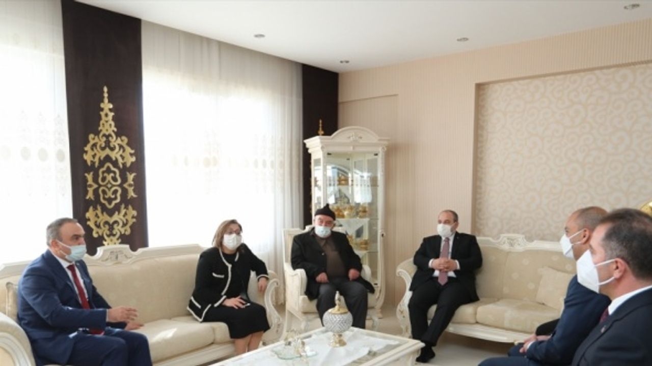 Bakan Varank, Kilis Tekstilkent'in protokol törenine katıldı