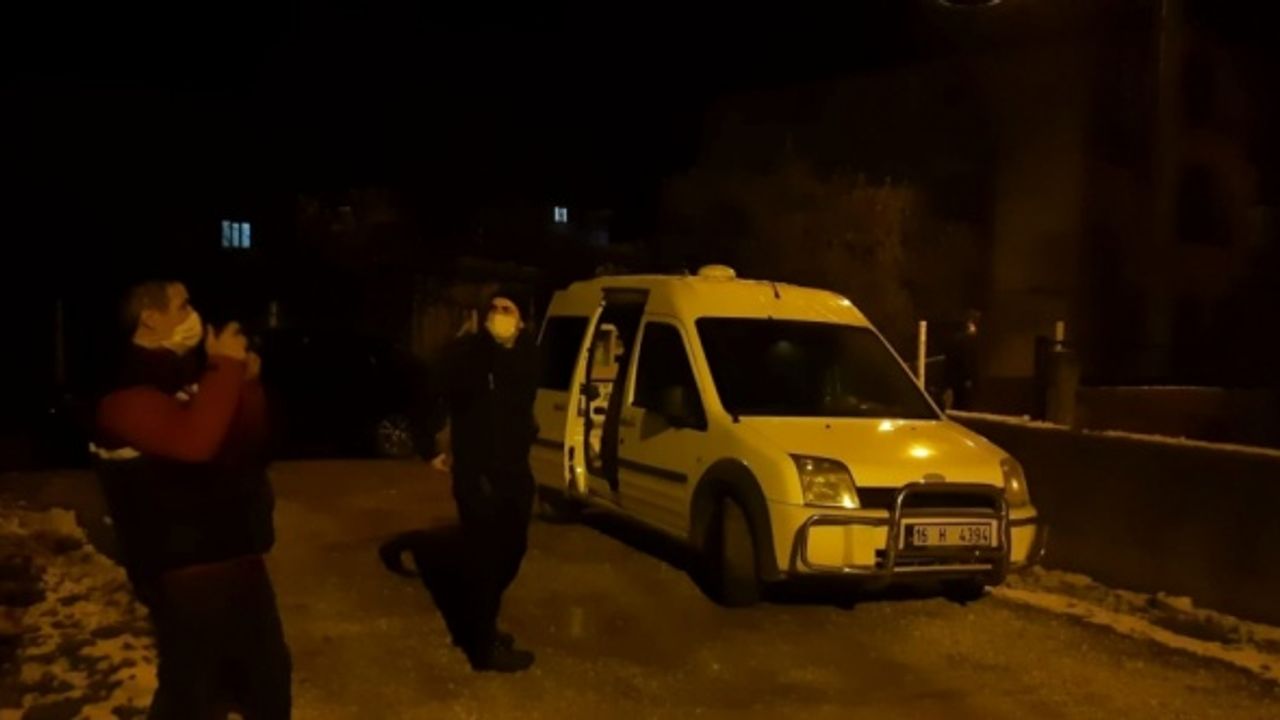 Bursa'da ağabeyi tarafından bıçakla yaralanan genç hastanede öldü