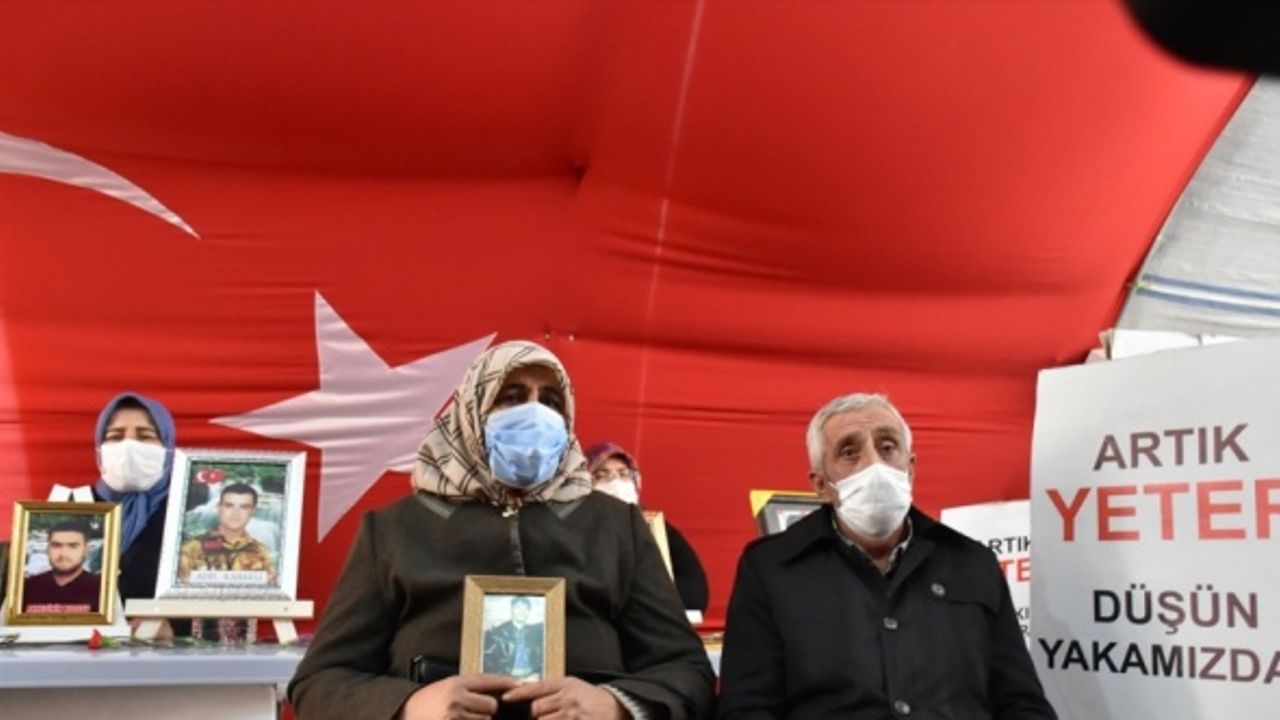 Diyarbakır annelerinin oturma eylemine bir aile daha katıldı