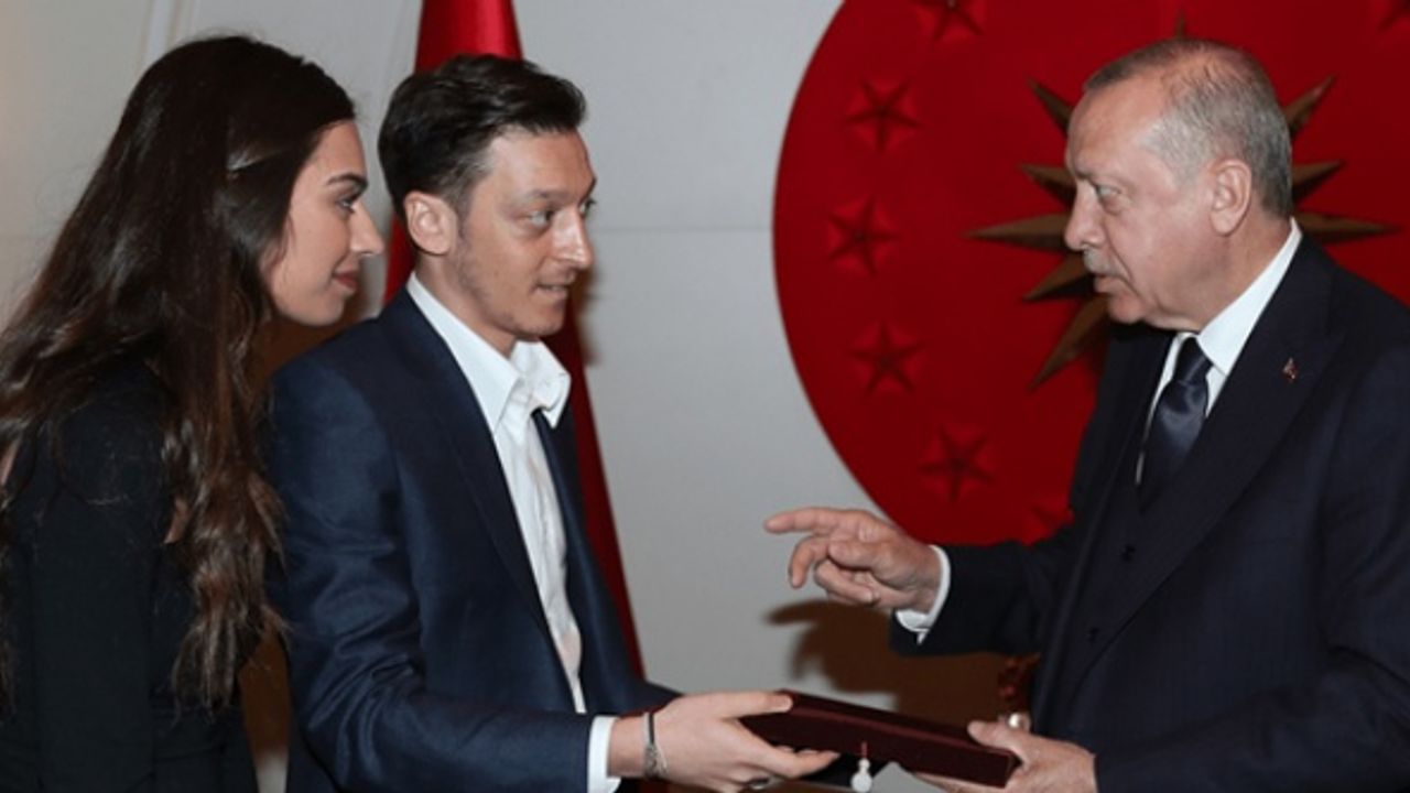 Fenerbahçe'ye transfer olan Mesut Özil Erdoğan'a komşu olacak