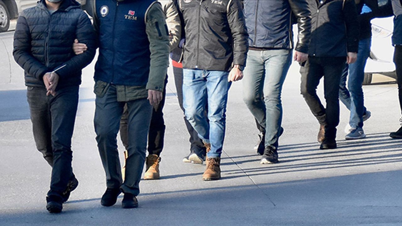 FETÖ'nün Kara Kuvvetleri yapılanmasına operasyon!