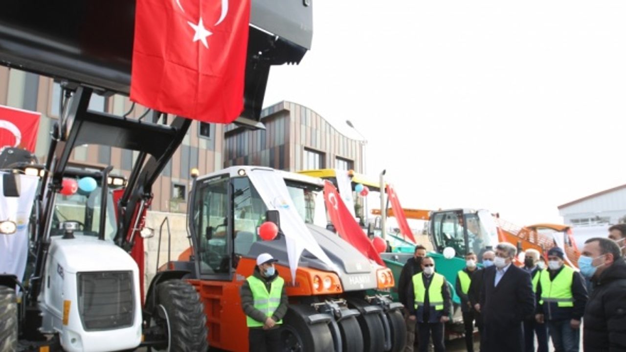 Van Büyükşehir Belediyesi araç filosunu yeni araçlar eklendi