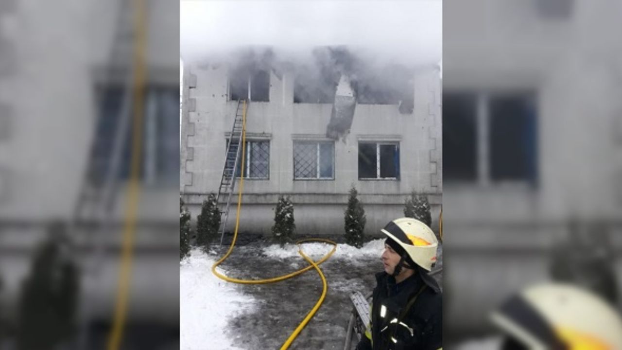 Ukrayna'da bir huzurevinde çıkan yangında 15 kişi öldü