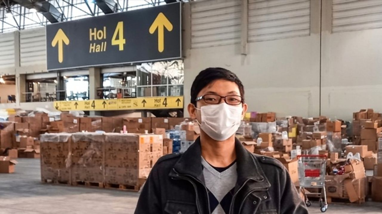 Japon Youtuber Enomoto, eğlenceli kişiliği ve yardımseverliğiyle gönülleri fethediyor