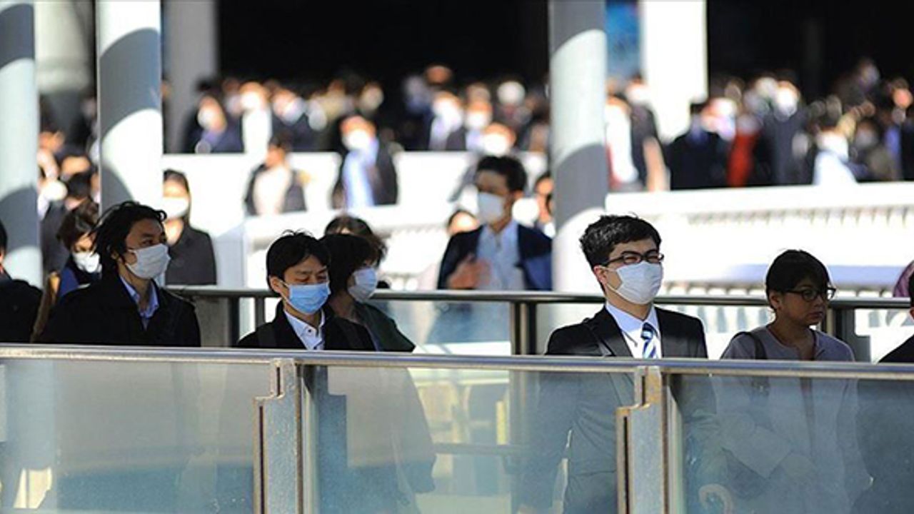 Japonya'da Kovid-19 tedbirlerine uymayanlara para ve hapis cezası