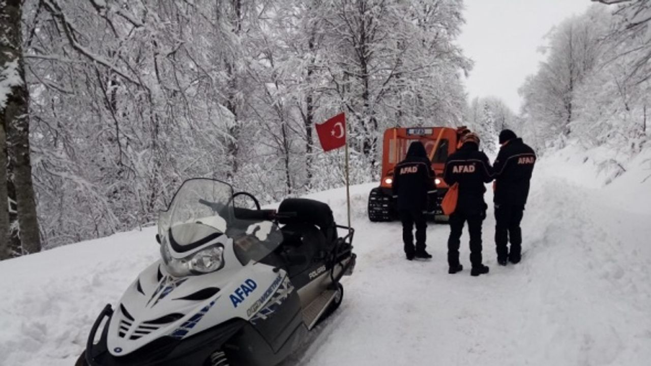 Kartepe'de dağlık bölgede kaybolan doktoru arama çalışmaları sürüyor