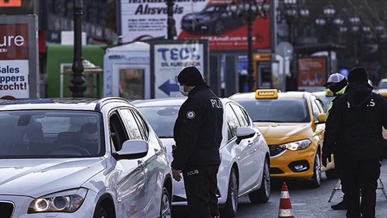Kısıtlamalara uymayan 27 bin 839 kişiye ceza