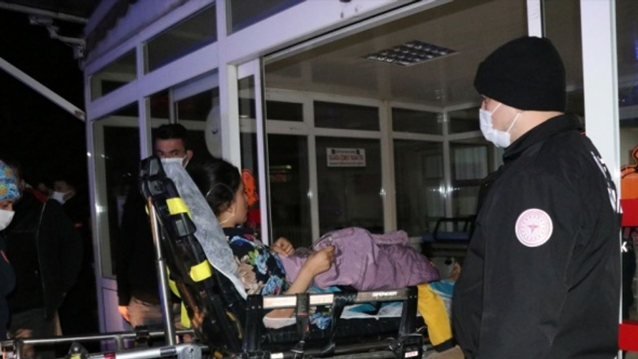Niğde'de karbonmonoksitten zehirlenen anne öldü, 3 çocuğu hastaneye kaldırıldı