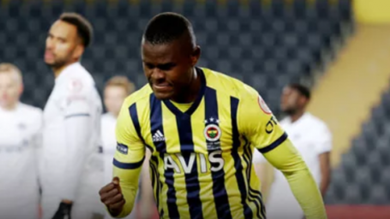 Samatta suskunluğunu bozdu, Fenerbahçe kupada son çeyrek finalist oldu!