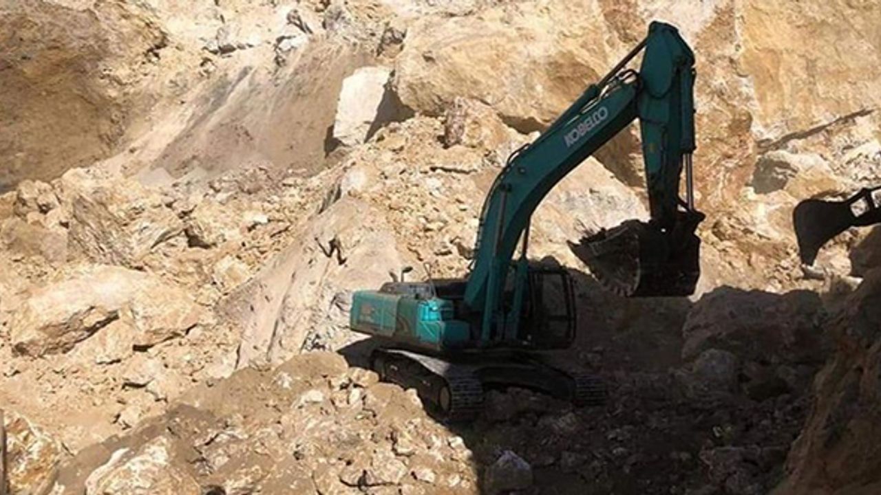 Şırnak'ta kömür ocağında göçük altında kalan işçinin cansız bedenine ulaşıldı