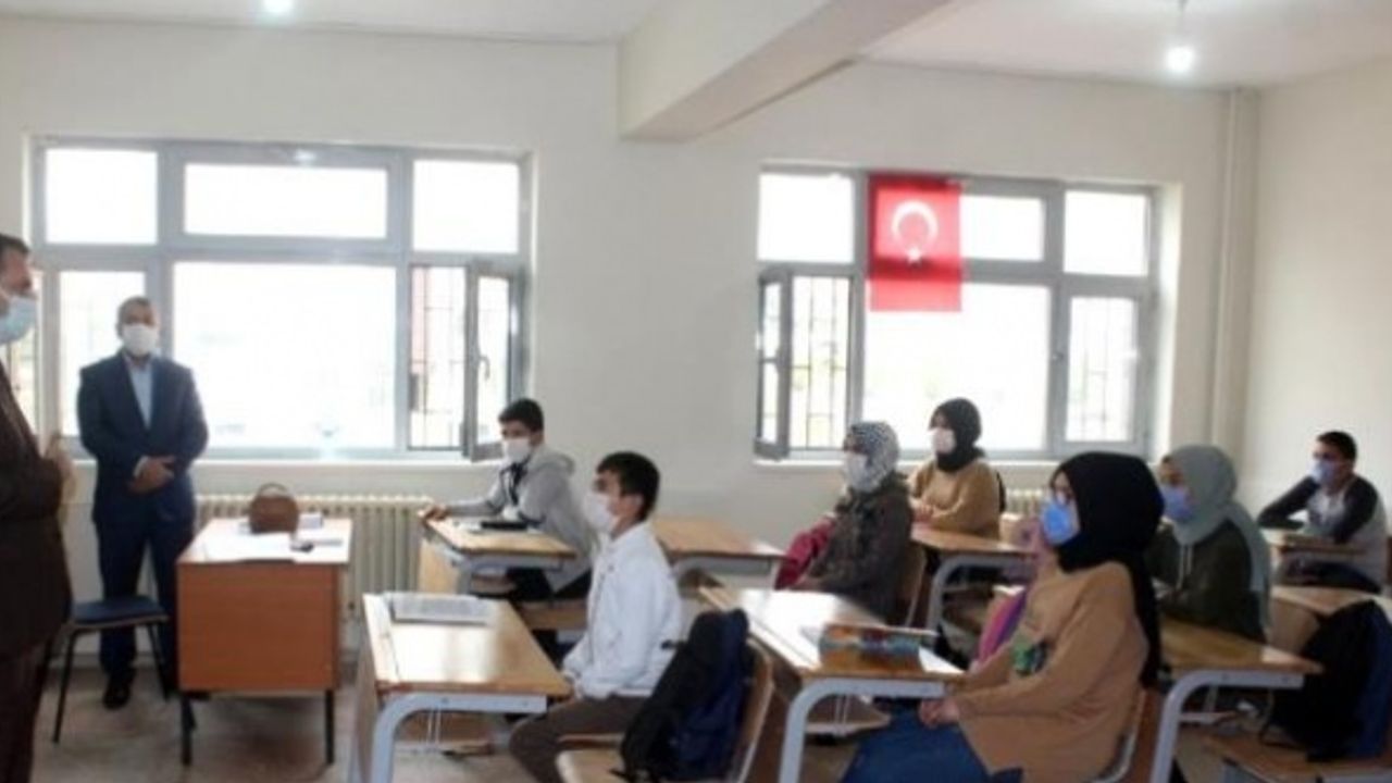 SON DAKİKA! Okullar 11 Ocak'ta açılıyor mu? Okullar 11 Ocak'ta açılacak mı? Yüz yüze eğitim ne zaman başlayacak?