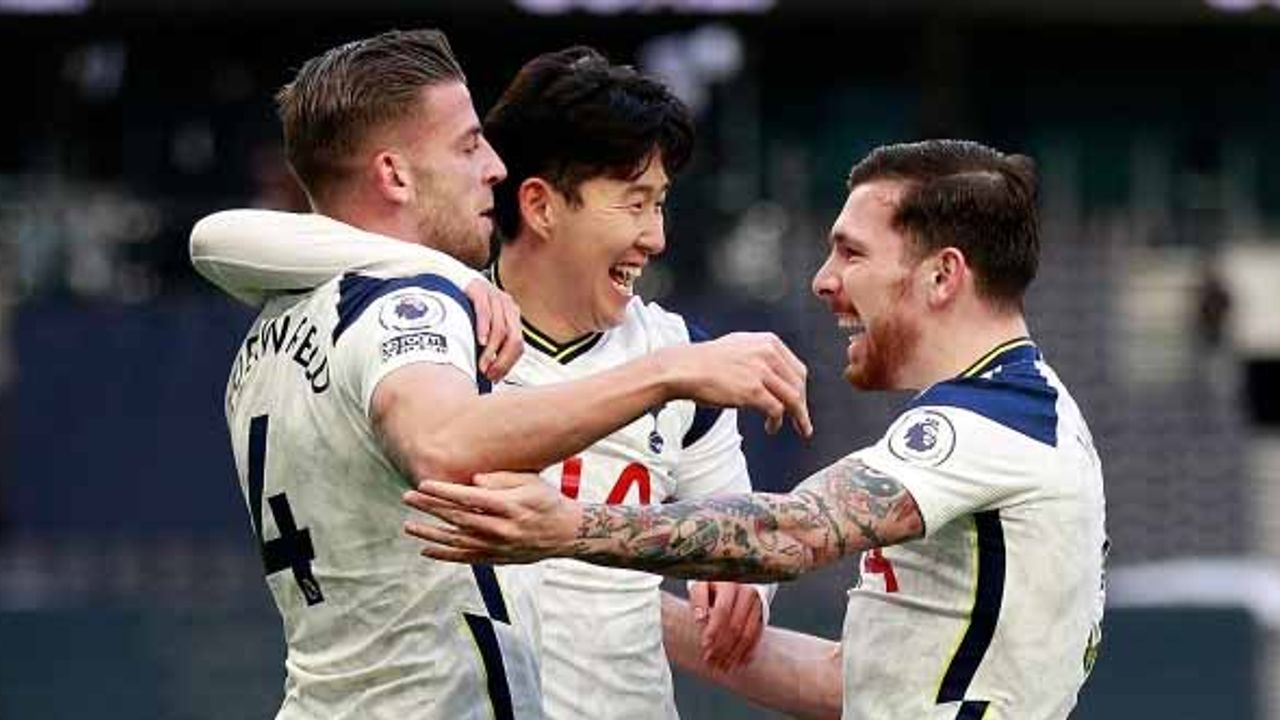 Tottenham, Leeds United'ı zorlanmadan yendi