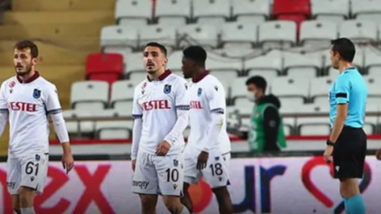 Trabzonspor son dakikada 1 puanı kaptı!