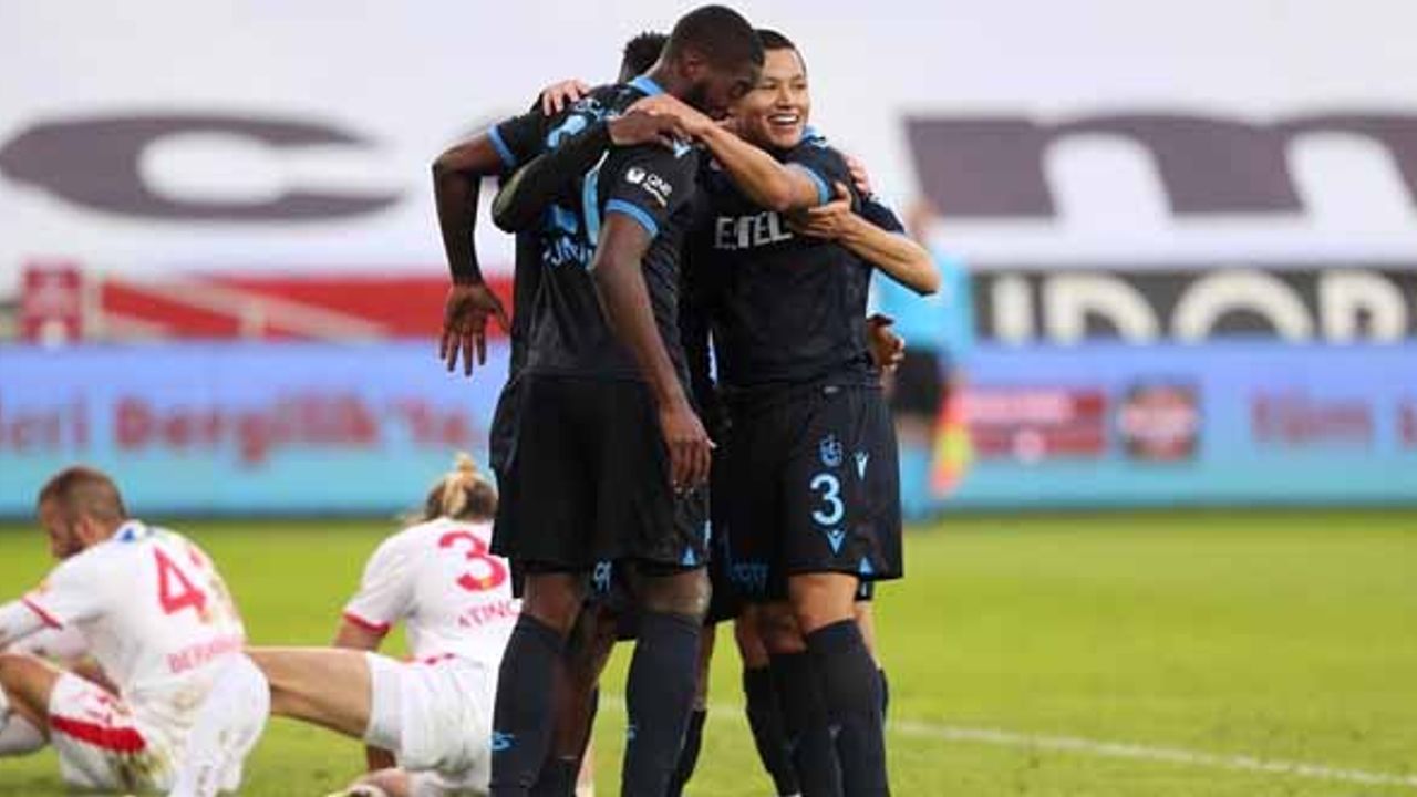 Trabzonspor'u Ekuban sırtlıyor!
