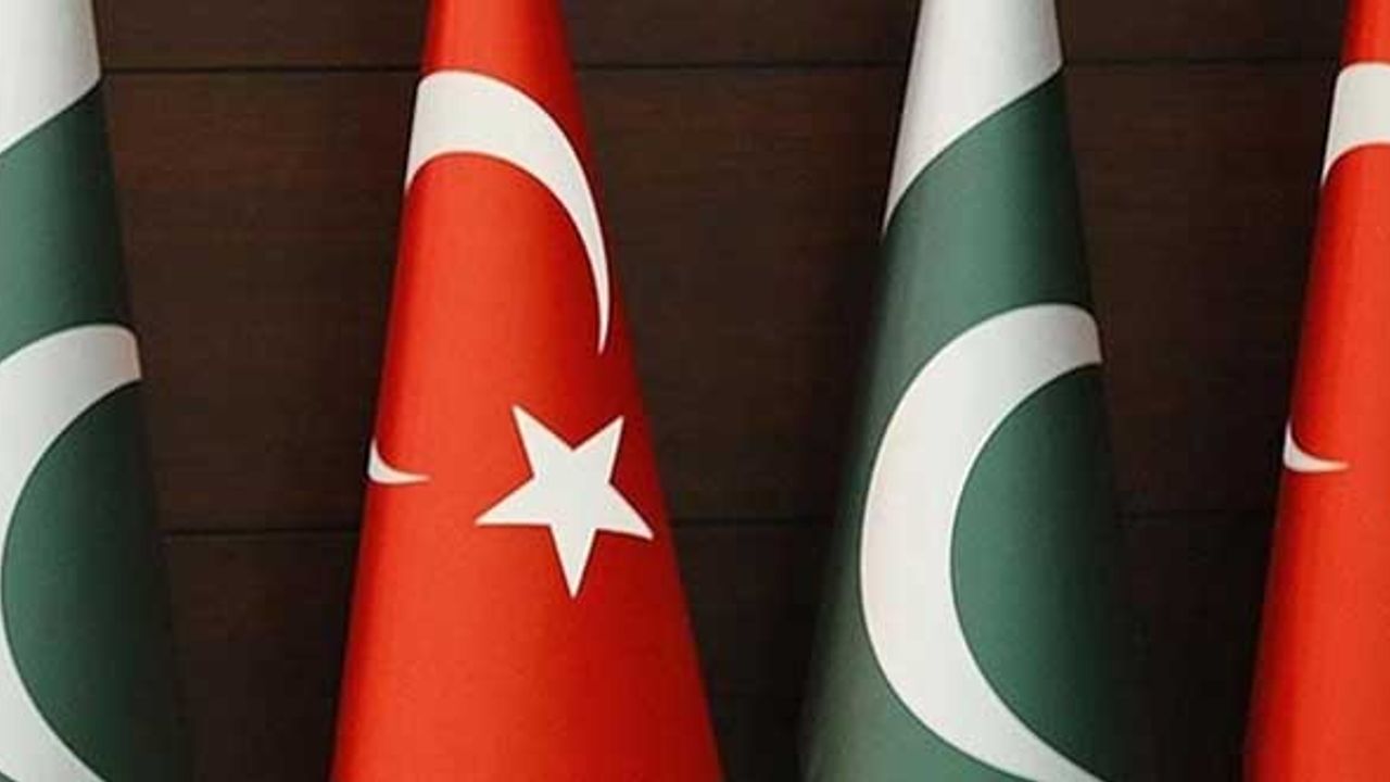 Türkiye ile Pakistan anlaştı! İmzalar atıldı...