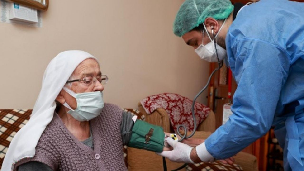 Yurt genelinde hangi yaş grubu evlerinde aşılanıyor?