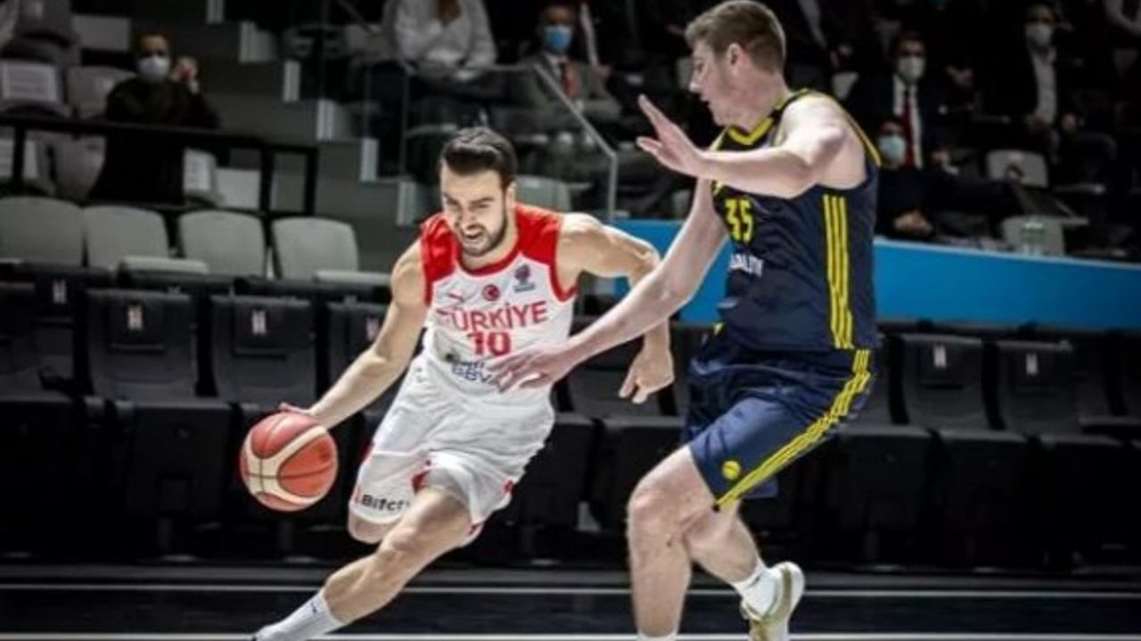 A Milli Erkek Basketbol Takımı'ndan İsveç karşında önemli galibiyet!
