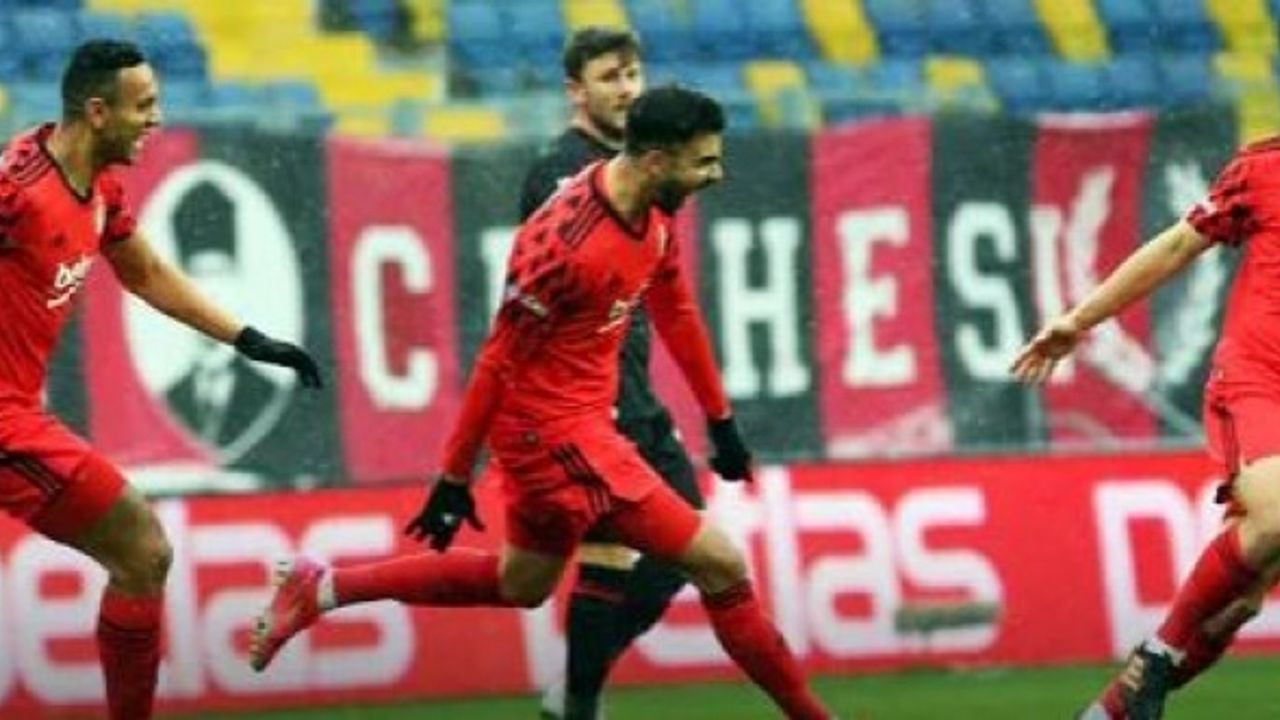 Beşiktaş, Ankara'dan 3 golle çıktı!