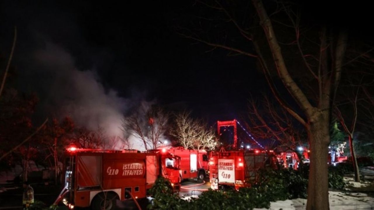 Boğaziçi Üniversitesi Hisar Kampüsü'nde bulunan kafeteryada çıkan yangın söndürüldü