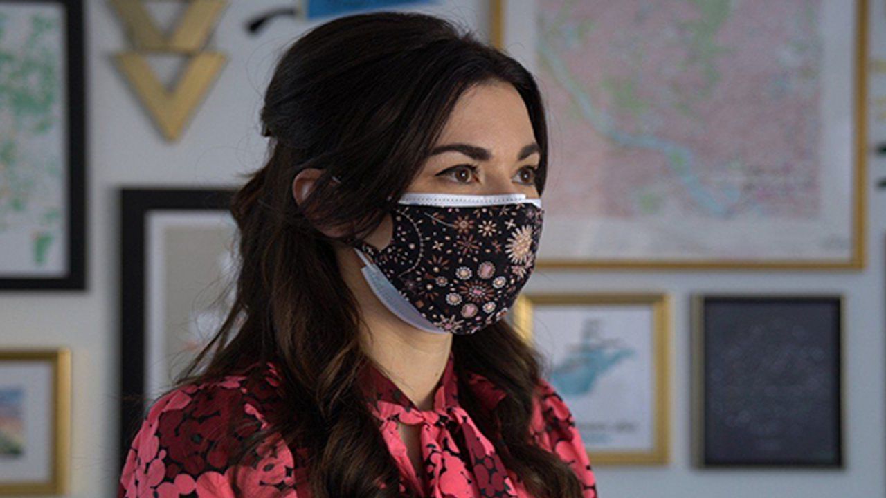 CDC: Cerrahi maskenin üzerine kumaş maske koronavirüs riskini yüzde 95 azaltıyor