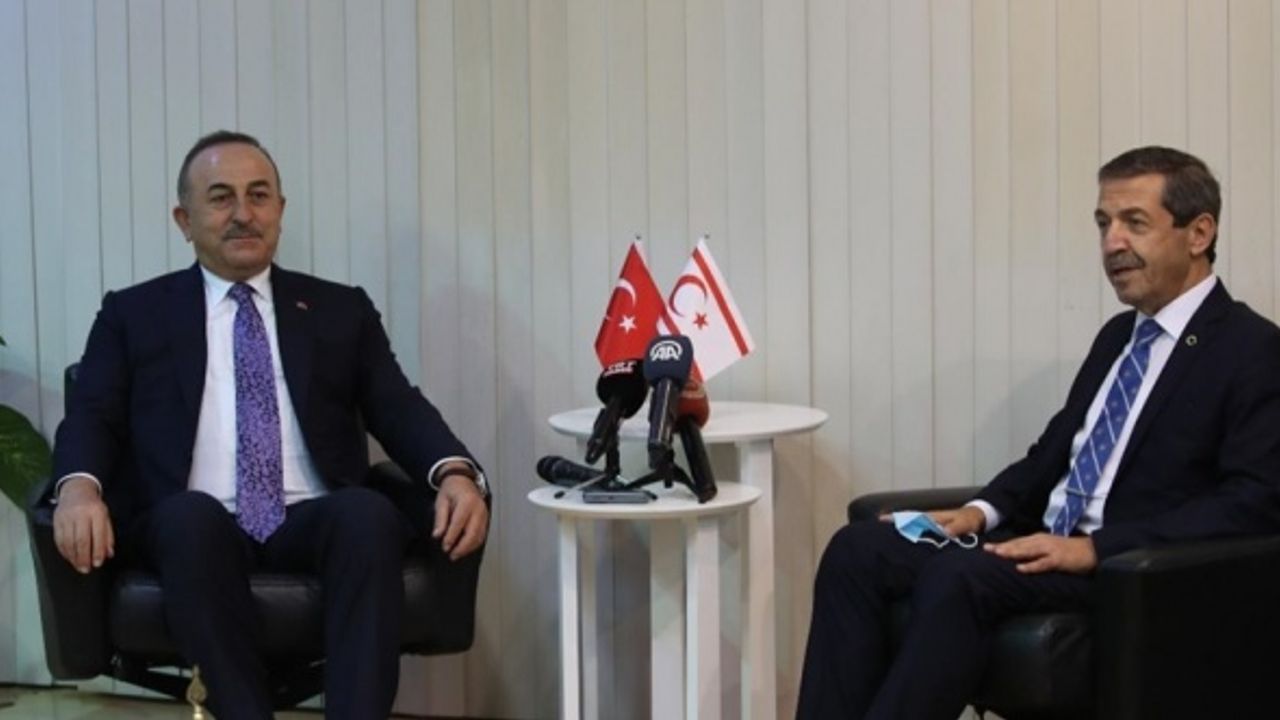 Dışişleri Bakanı Çavuşoğlu ile KKTC'li mevkidaşı Ertuğruloğlu görüştü