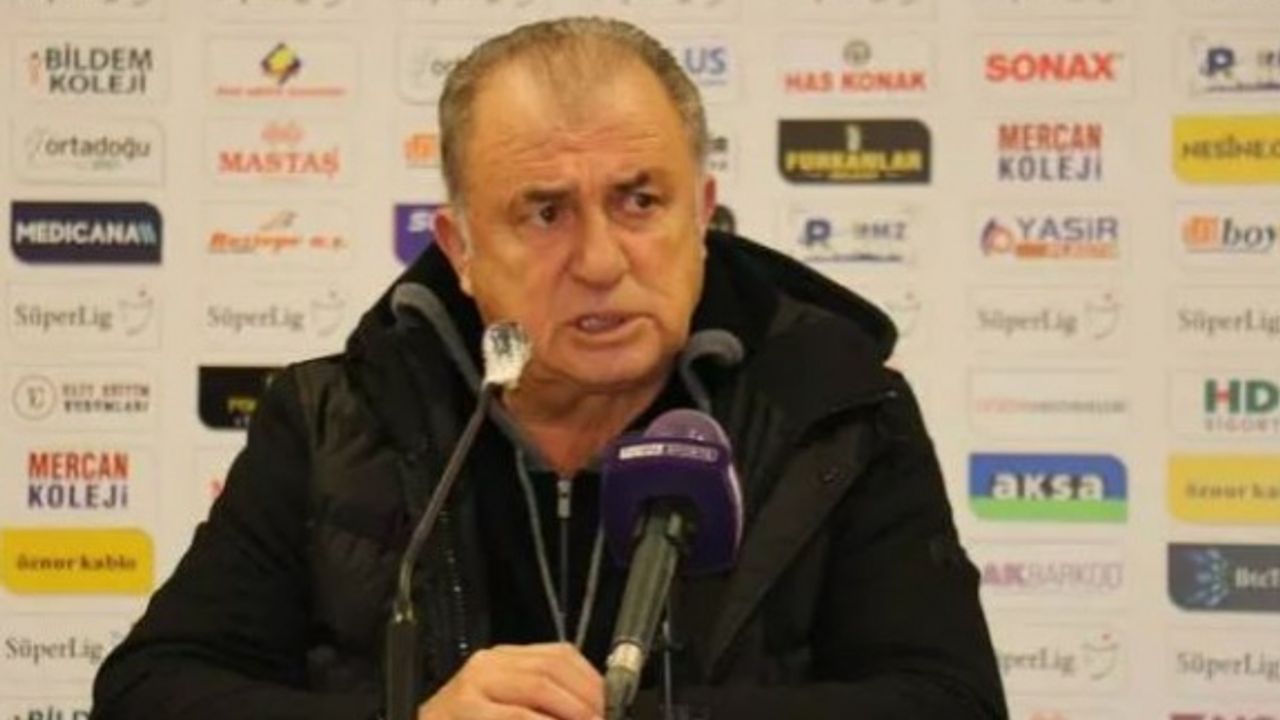 Fatih Terim maçın hakemini sert şekilde eleştirdi!