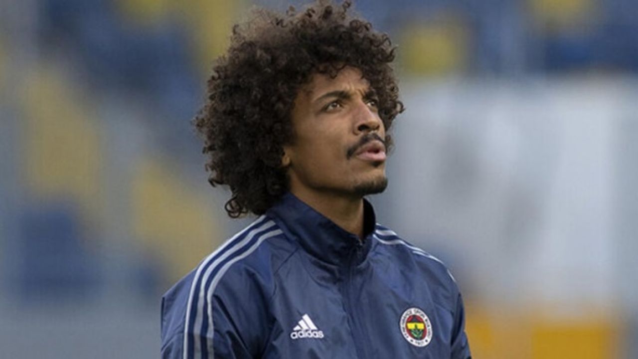 Fenerbahçe'ye derbi öncesi Gustavo şoku!