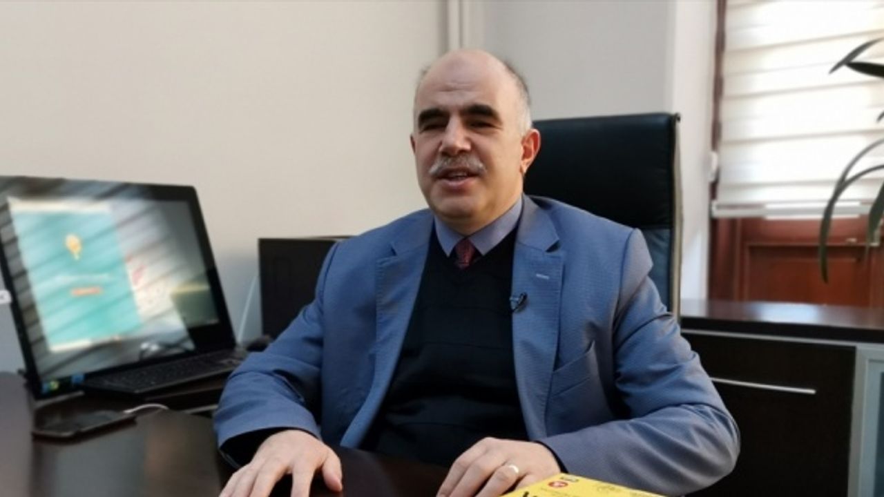 Görme engeli kamuda 16 yıl yöneticilik yapmasına engel olmadı