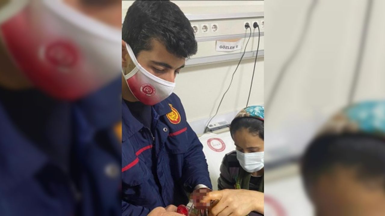 Mutfak robotuna kaptırdığı parmaklarını itfaiye ekipleri kurtardı