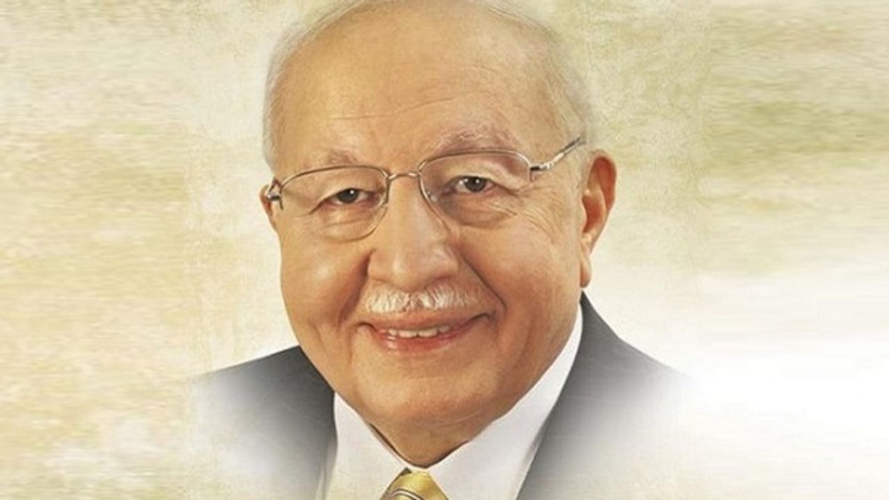 Necmettin Erbakan vefatının 10. yılında Ayasofya-i Kebir Camii'nde anılacak