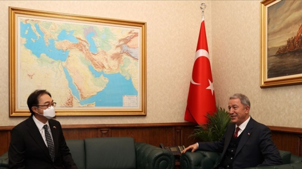 Hulusi Akar, Kore'nin Ankara Büyükelçisi Won Ik Lee'yi kabul etti