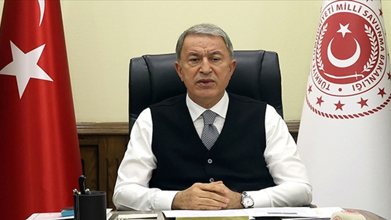 Hulusi Akar: Bundan sonra terör örgütü kendini hiç bir yerde güvende hissedemeyecek