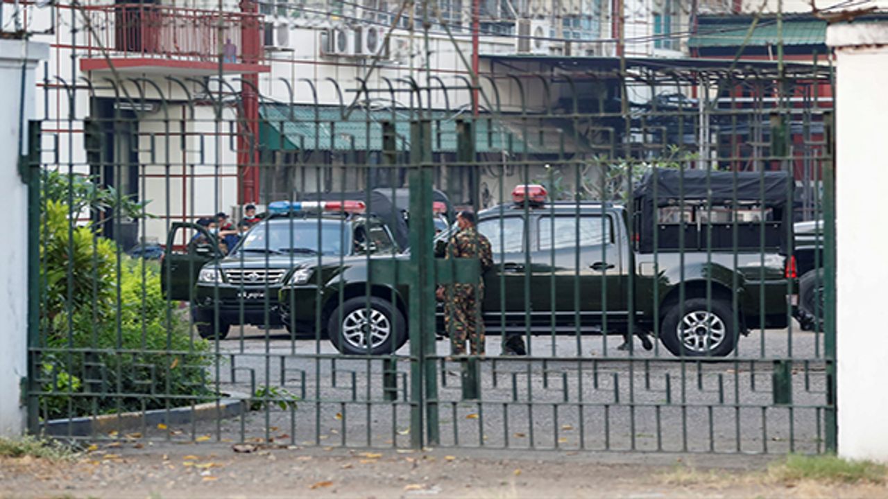 Myanmar'da darbe! Ülke lideri Suu Çii ve Devlet Başkanı gözaltında!