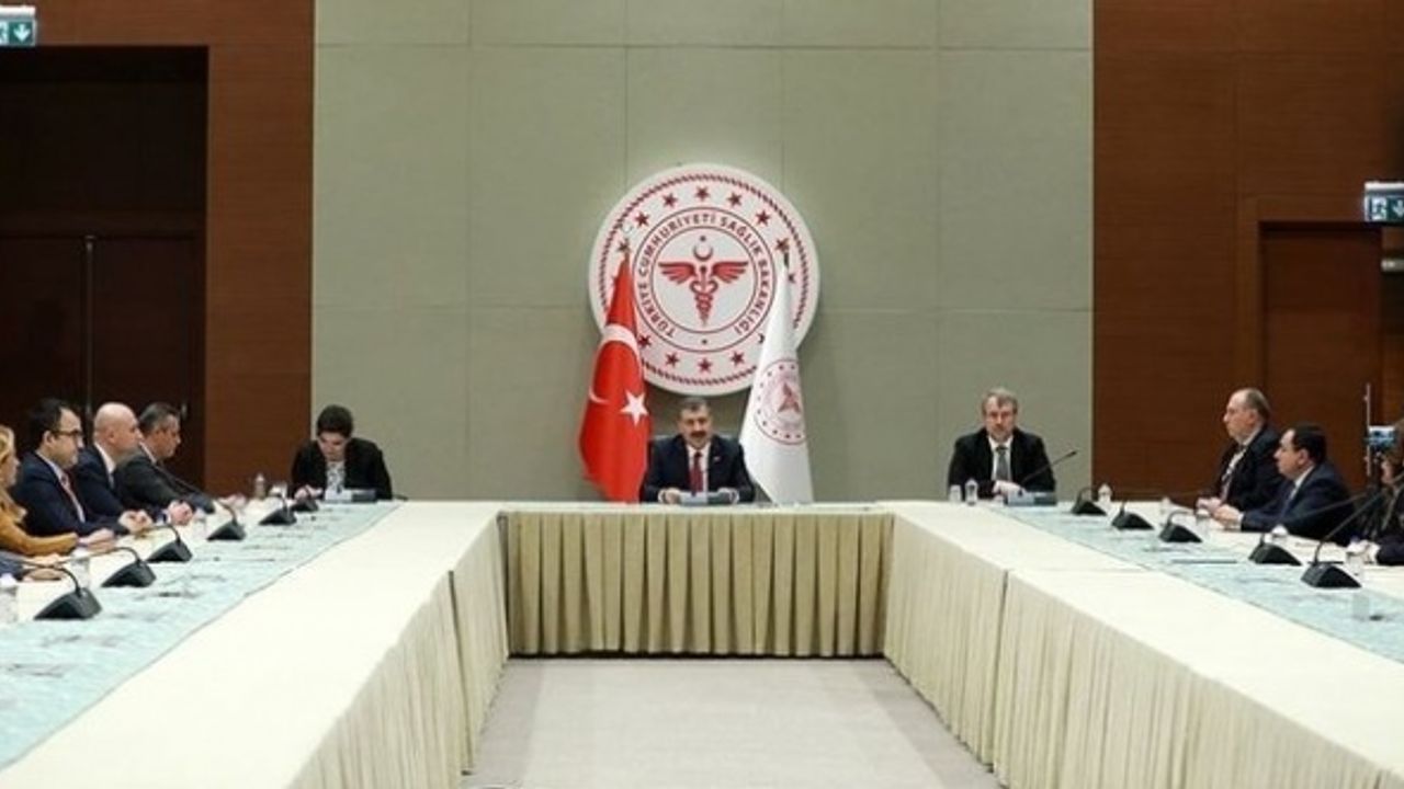 Restoran ve üniversiteler için ne karar verilecek? Açıklama bekleniyor...