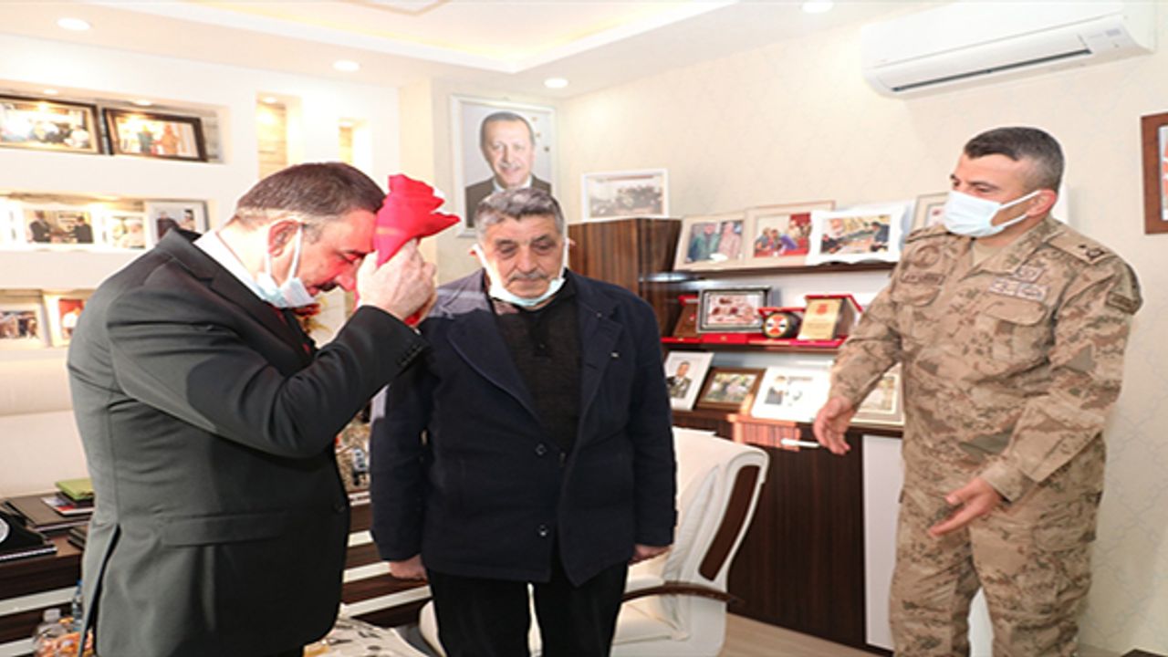 Siirt'te Gara şehidi Sungur'un ailesine şehadet belgesi verildi