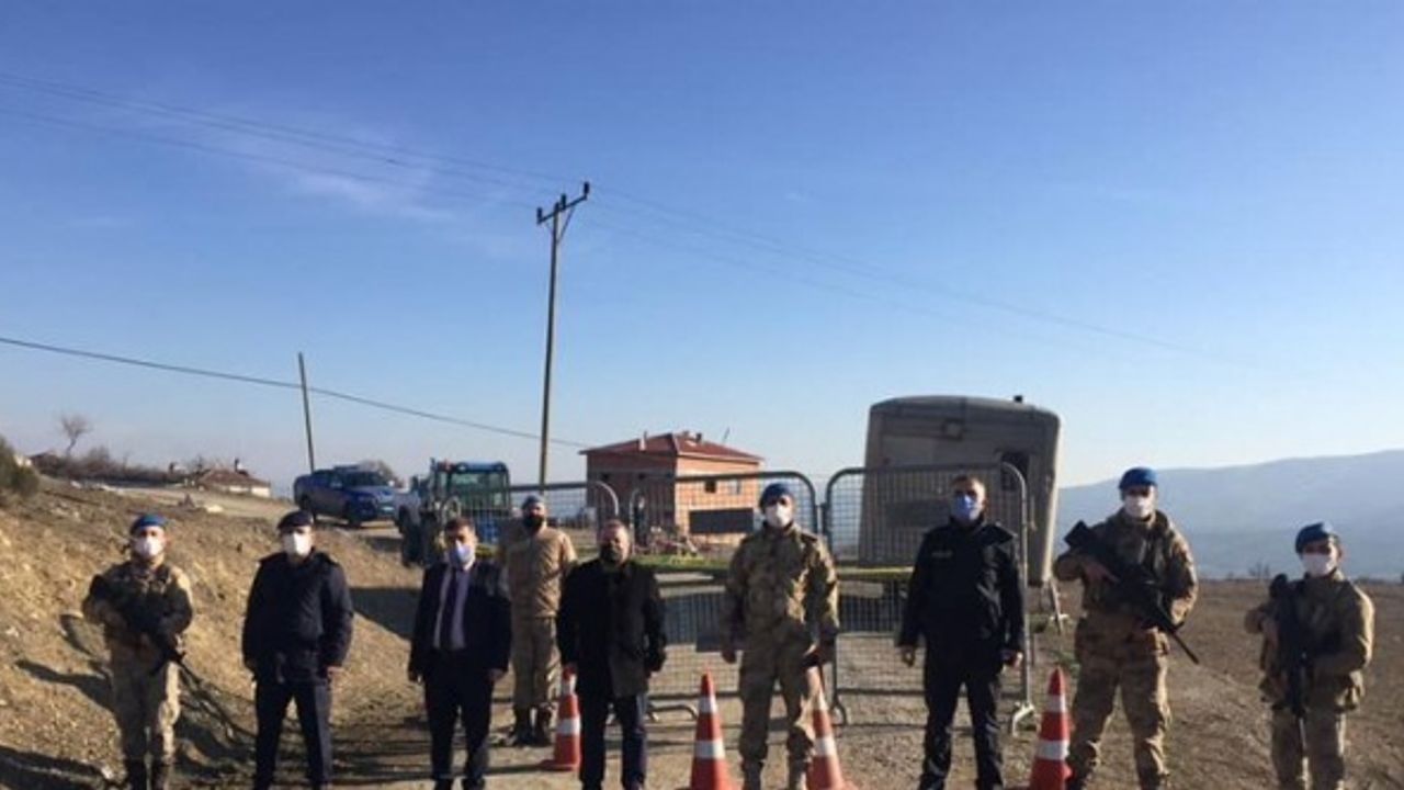 Sinop'ta bir mahalle koronavirüs tedbirleri kapsamında karantinaya alındı