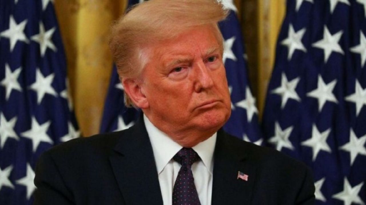 Trump, sosyal medya hesaplarının kapatılmasını 'ülke için rezalet ve utanç' olarak nitelendirdi