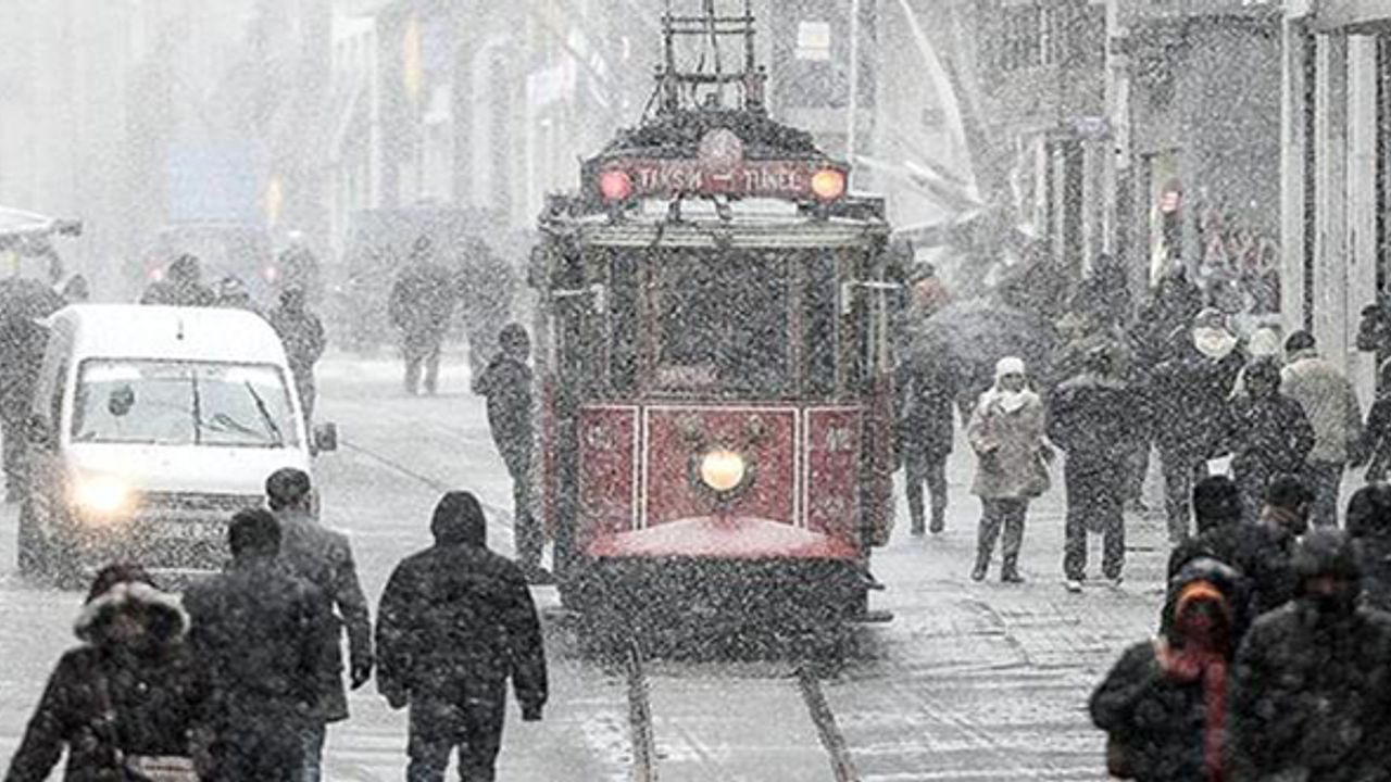 Türkiye'de beklenen kar yağışı 1987, 2002 ve 2004'teki gibi olabilir