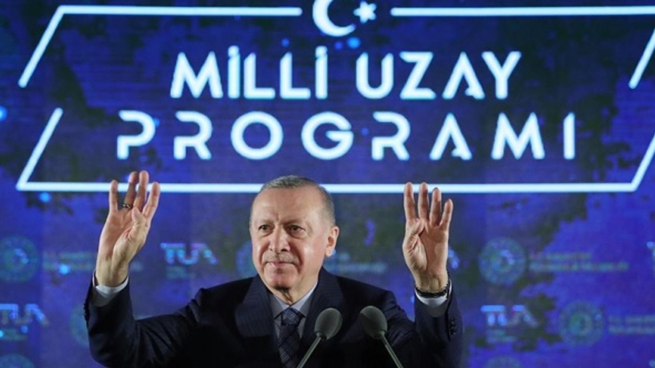 Türkiye'nin uzaydaki imzası olacak! İşte merak uyandıran logonun hikayesi!