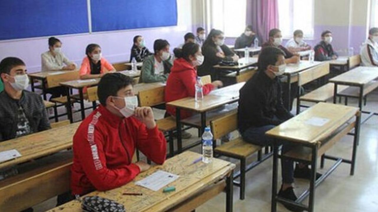 2 Mart'ta okullar açılacak mı? MEB'den açıklama!Son dakika okullar açılacak mı?Okullar ne zaman açılıyor?