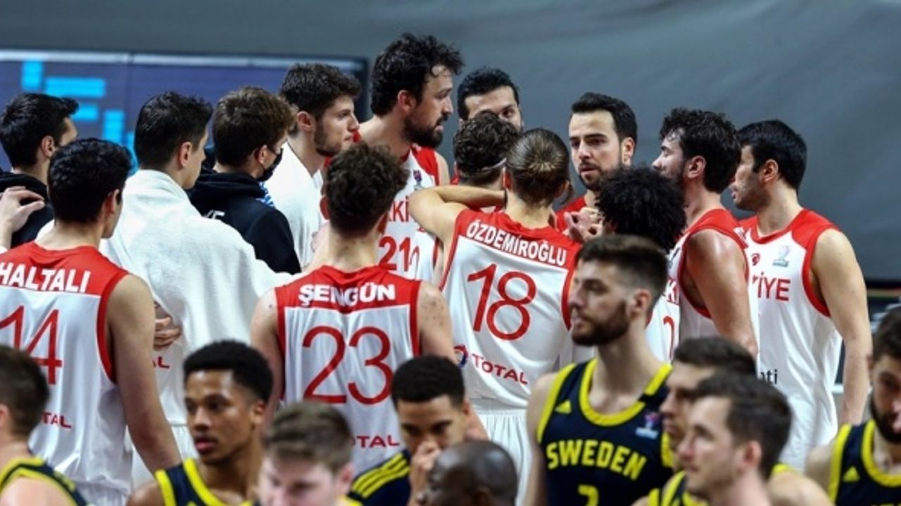 A Milli Erkek Basketbol Takımı, dünya sıralamasındaki yerini korudu