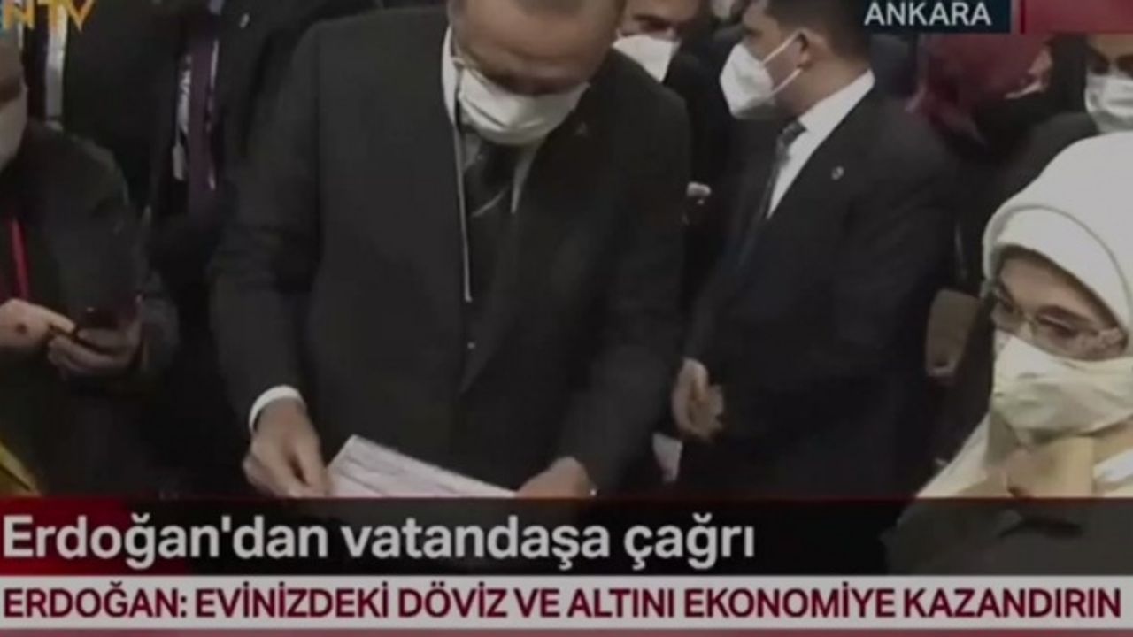 AK Parti kongresinde mesafe kuralına dikkat edilmemesi Emine Erdoğan'ı sinirlendirdi!