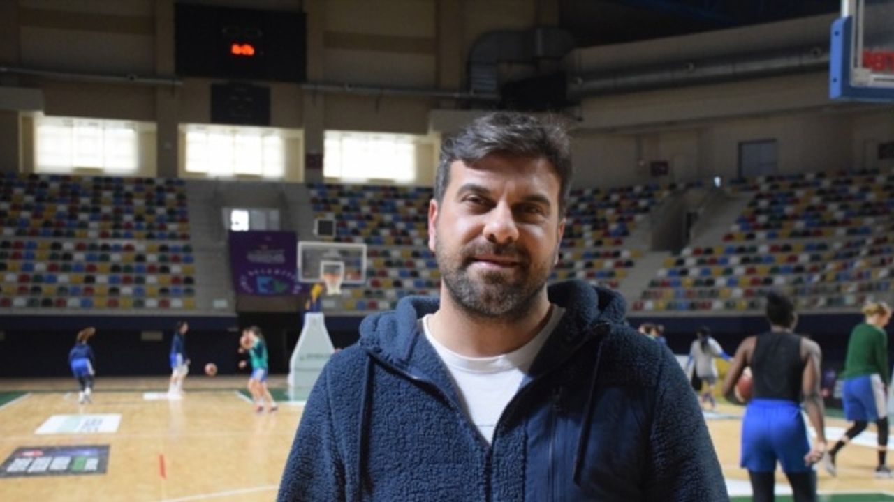 Avrupa'ya veda eden İzmit Belediyespor lige döndü