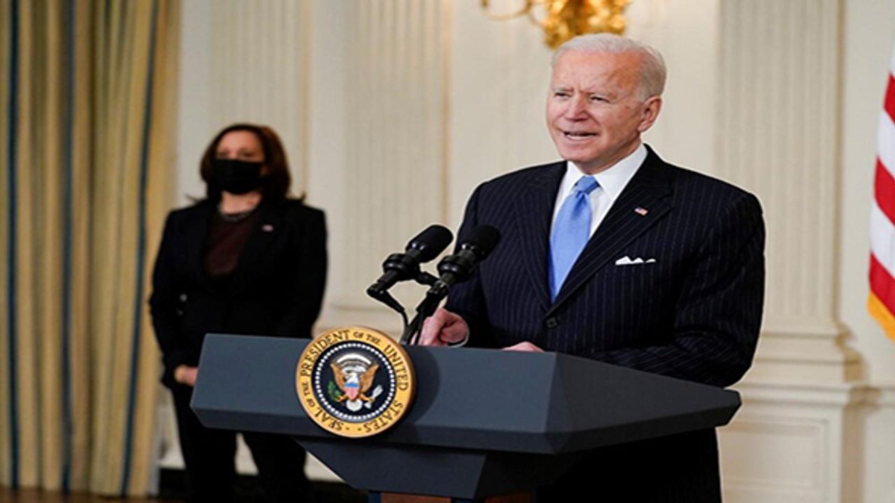 Biden, Johnson & Johnson aşısının üretimi için savaş dönemi yasasını kullanacak