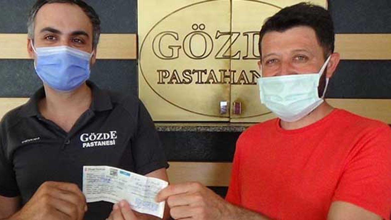 Antalya'da bir kişi kaldırımda bulduğu 60 bin liralık çeki sahibine ulaştırdı